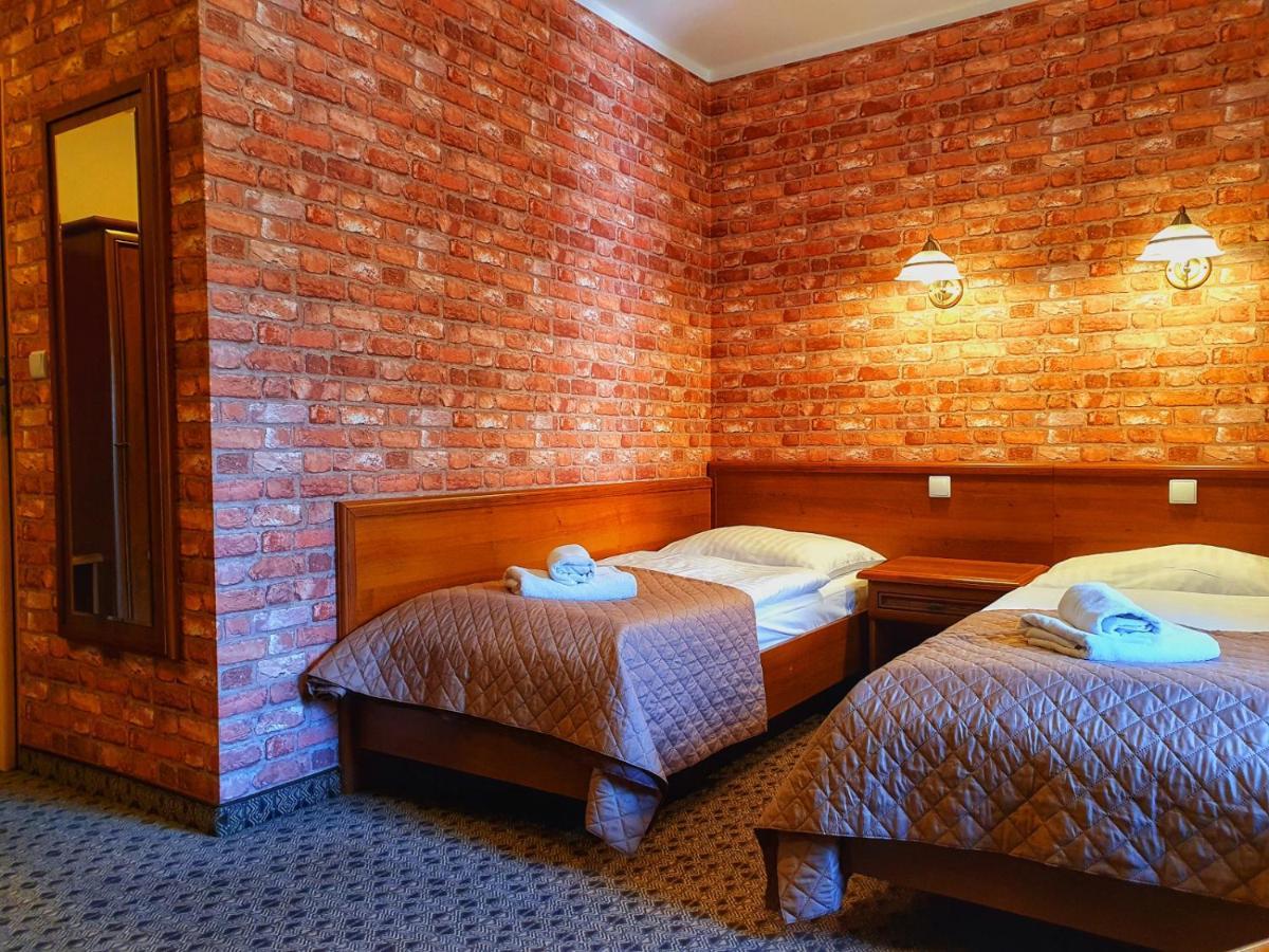 Hotel Zamkowy Mlyn Krapkowice Ngoại thất bức ảnh