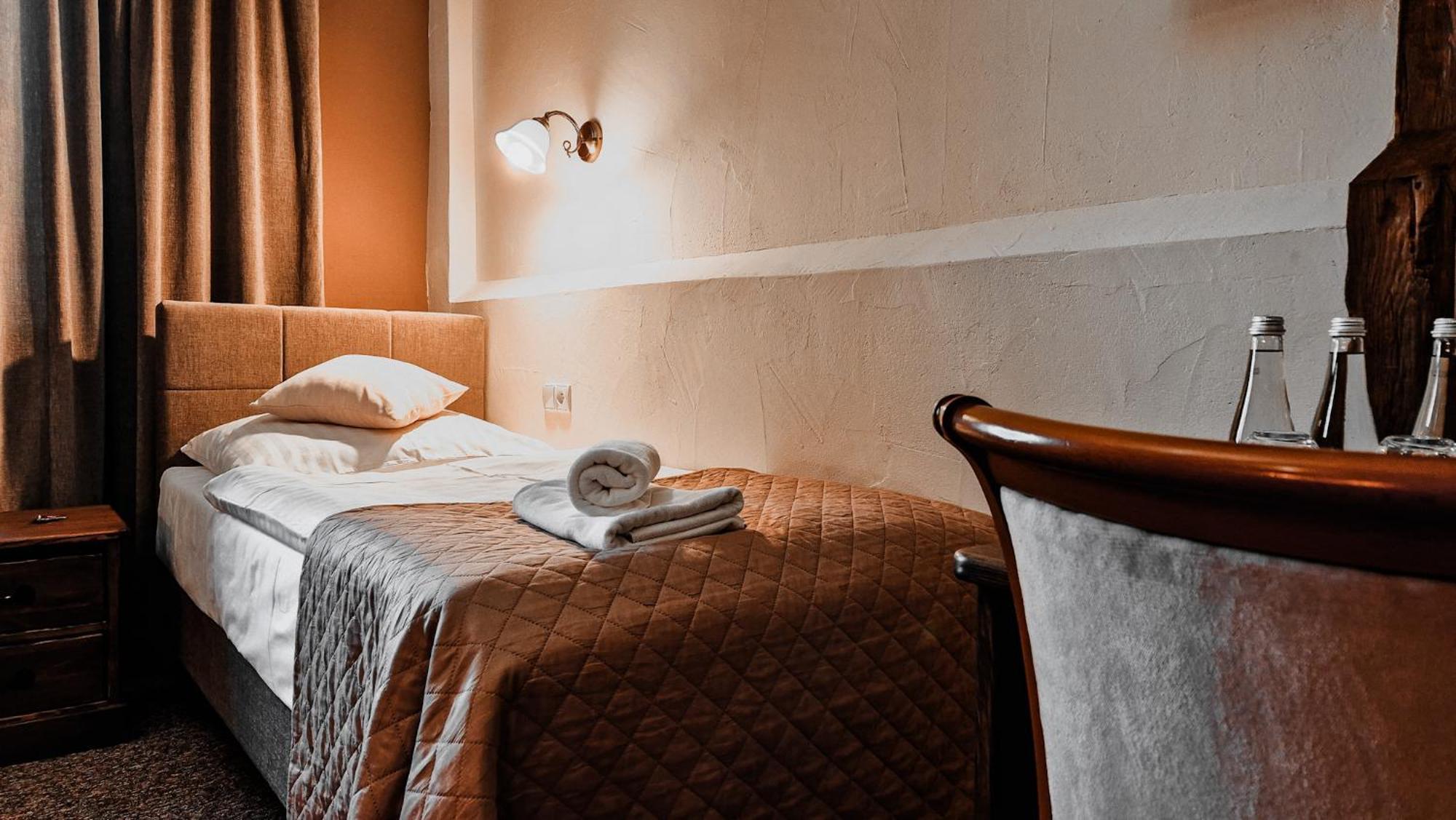 Hotel Zamkowy Mlyn Krapkowice Ngoại thất bức ảnh